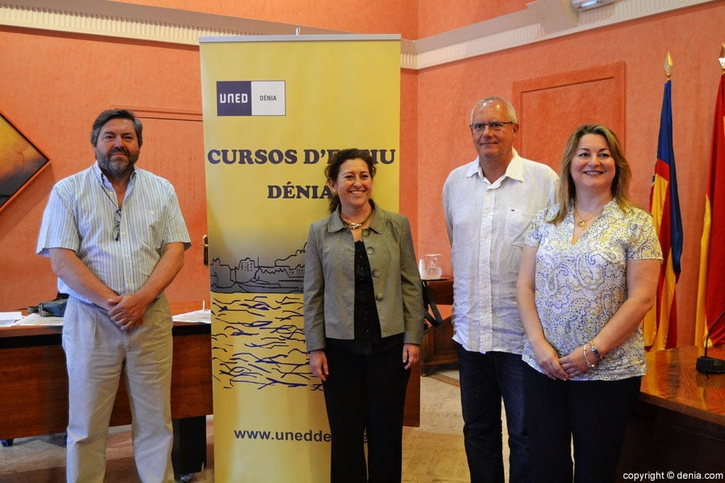Presentación de los XXVII Cursos de Verano de la UNED de Dénia