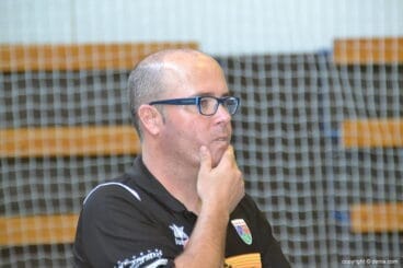 Raúl Gil técnico del Paidos Dénia