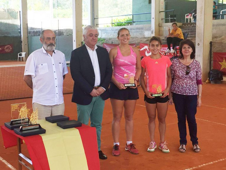 Silvia Bordes y Julia Payola subcampeonas de España juniors