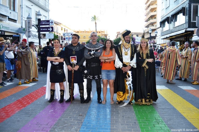 Entraeta Moros y Cristianos Fiestas Dénia 2016 - Capitanes y abanderadas