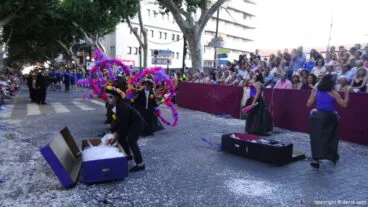Carrozas Dénia 2016 – Comparsa Campaments