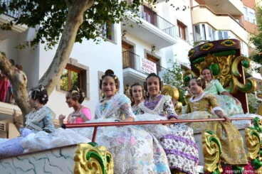 Carrozas Dénia 2016 – Mar Cabrera y su corte de honor