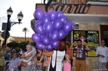 Noche Abierta – reparto de globos