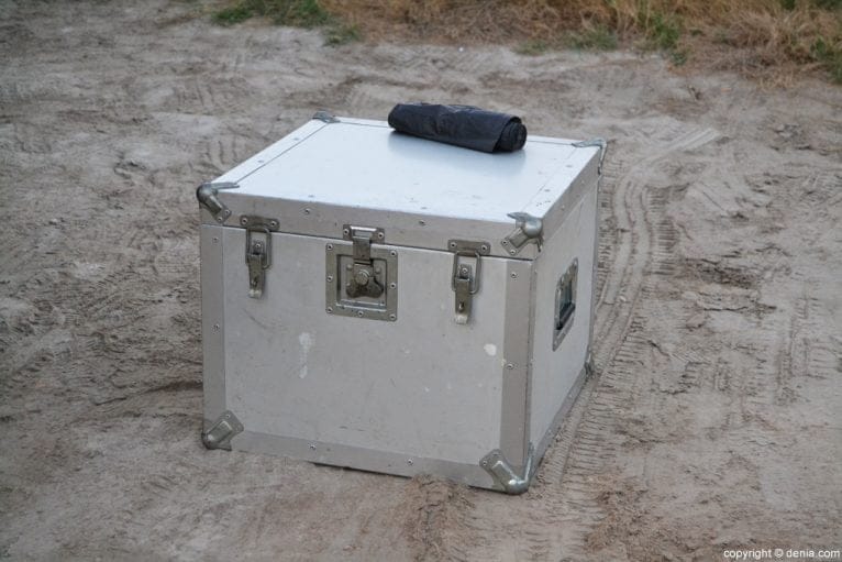 07 Caja de seguridad donde se depositó la bola de cañón