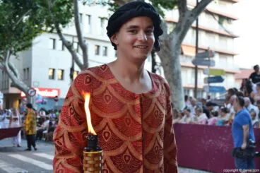 Carrozas Dénia 2016 – comparsa falla Les Roques