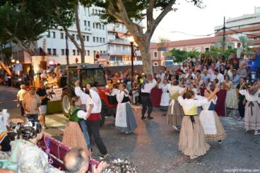 Carrozas Dénia 2016 – Grupo Al-Manchara
