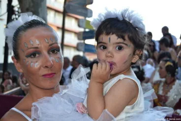 Carrozas Dénia 2016 – Comparsa infantil Falla Diana