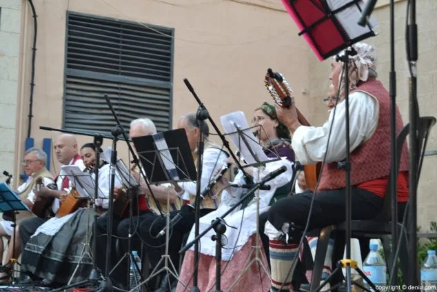 Dianium Dansa y Ras i Pla protagonizaron el XXII Aplec de Danses de Dénia 10 09 xxii aplec de danses de denia rondalla baladre