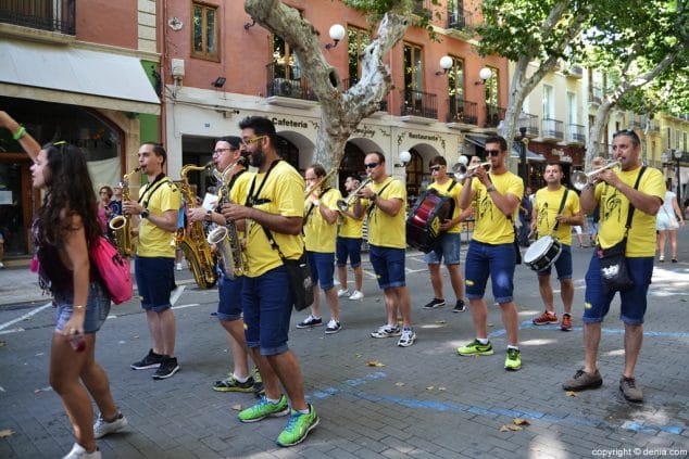11 entrada de toros denia cachorras