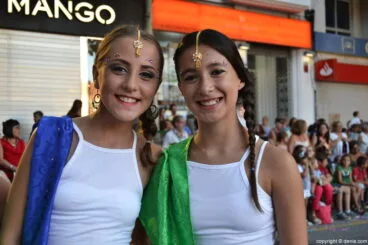 Carrozas Dénia 2016 – Comparsa infantil falla Centro