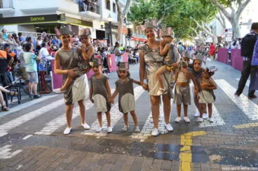 Carrozas Dénia 2016 – Comparsa infantil Falla Saladar