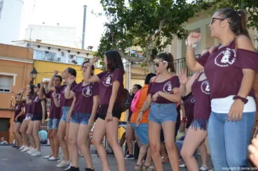 17 Jugant amb la diversitat – coreografía de los quintos