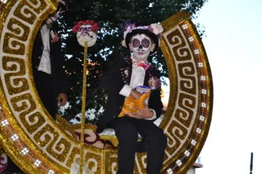 Carrozas Dénia 2016 – Presidente infantil Campaments