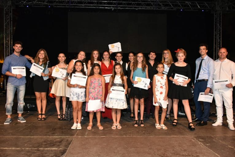 FIC 2016 - Concursantes