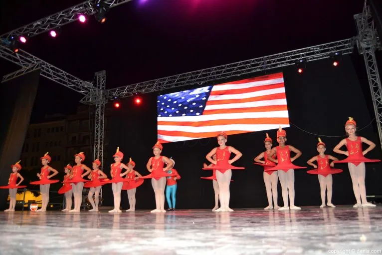Gala de Patricia Sentí en las Fiestas de Dénia - Marcha Radetsky