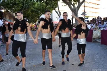 Carrozas Dénia 2016 – Comparsa Falla Port Rotes