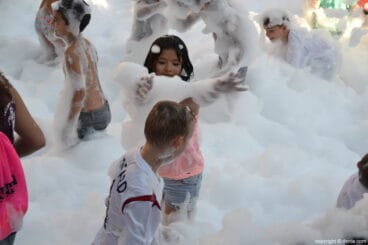 Jugant amb la diversitat – Fiesta de la espuma