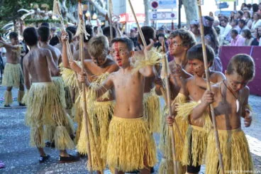 Carrozas Dénia 2016 – Comparsa de París Pedrera