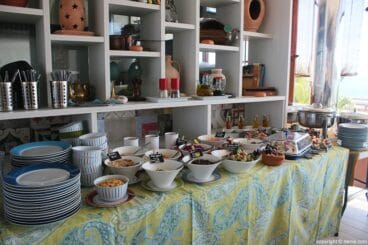 Buffet Sunrise Eatery & more