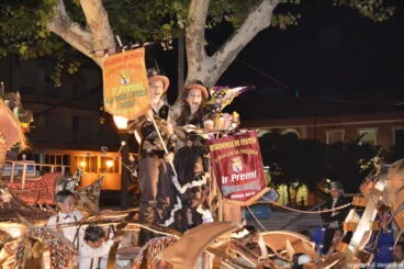 Carrozas Dénia 2016 – Baix la Mar gana en infantiles