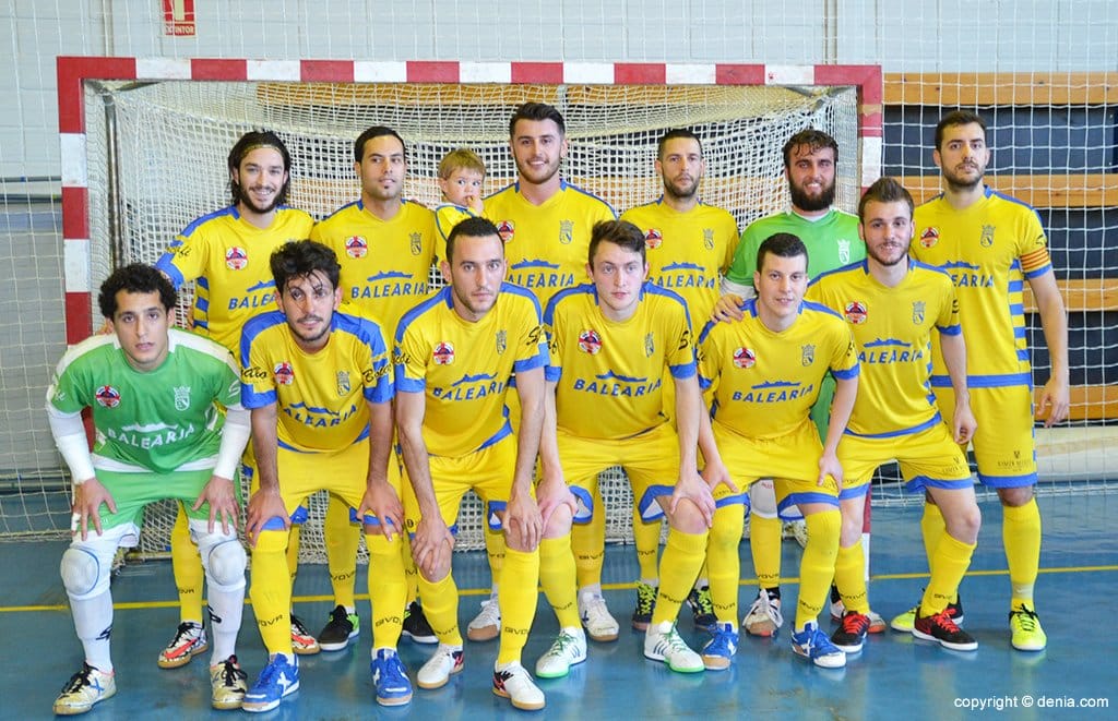 Una de las formaciones del Dénia Futsal