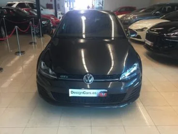 Design Cars Dénia Golf Diesel de 185 CV