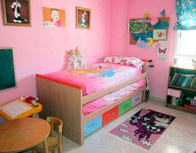 Dormitorio infantil del ático en Dénia Catorce Inmobiliarias