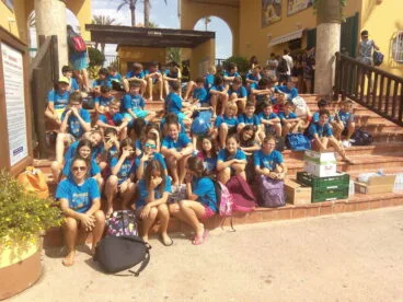 Grupo de mayores en la visita a Aquapolis
