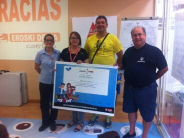 Entrega de diploma al Dénia Básquet Club