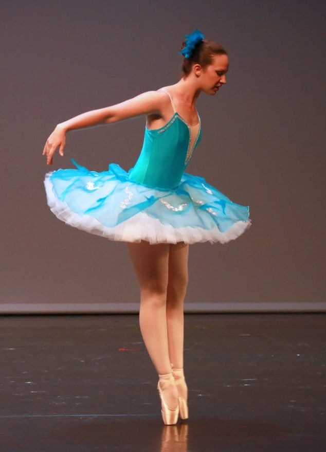 fin de curso de la escuela de danza maangeles signes