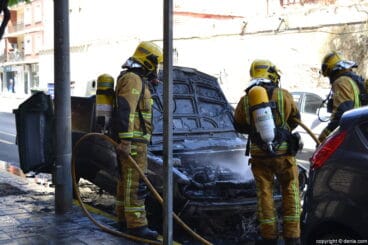 incendio de un vehiculo estacionado en denia
