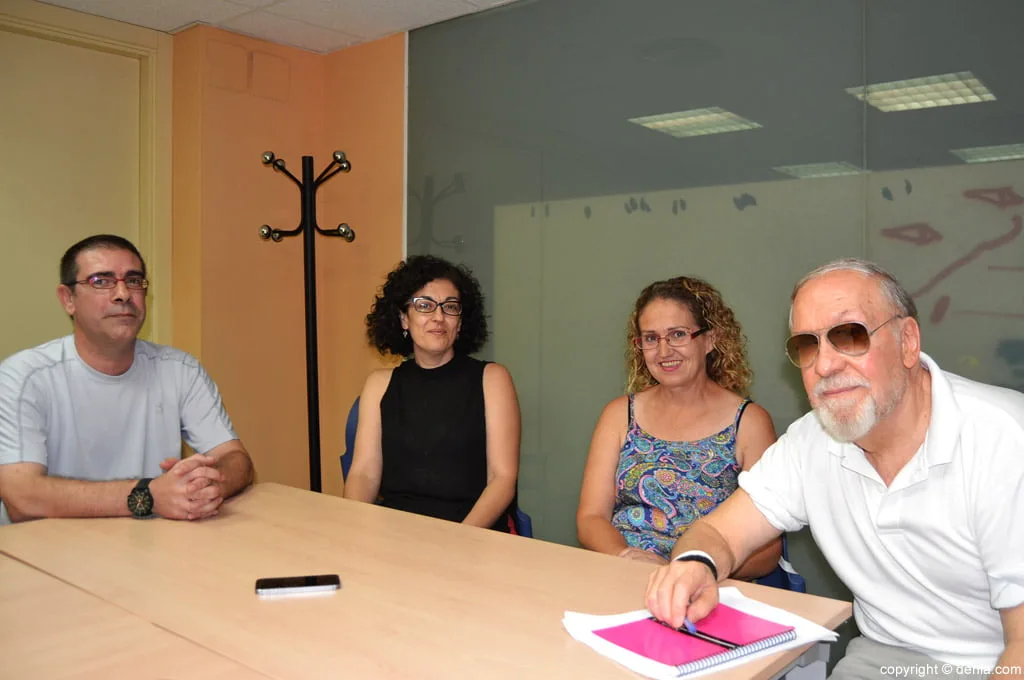 Junta Directiva en funciones de la Asociación de Vecinos de Les Roques