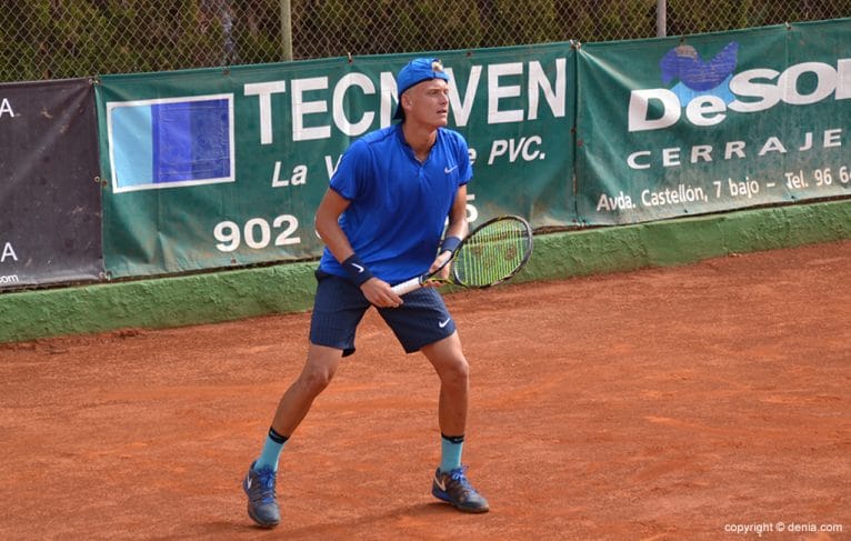 Nicola Khun durante un partido