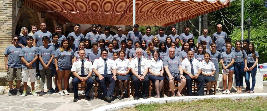 El Ejército de Salvación de Dénia celebró el campamento musical "Adoradores 3.0" 1 Participantes y delegados del campamento musical