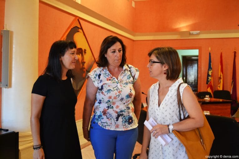 Reunión en Dénia con representantes de FGV