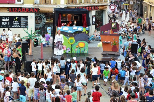 teatro infantil en la plaza del consell