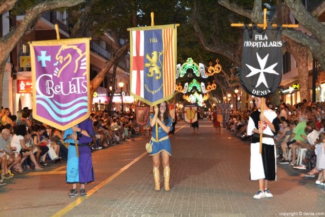 02 capitania cristiana cavallers estandartes cristianos