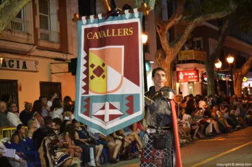 Capitanía Cristiana Cavallers – Estandarte Cavallers