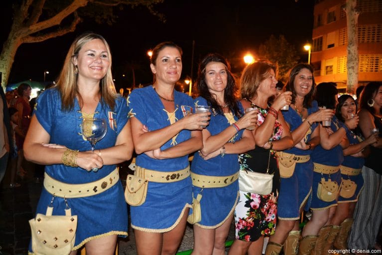 Cena de acampada Moros y Cristianos Dénia 2016 - Escuadra de festeras