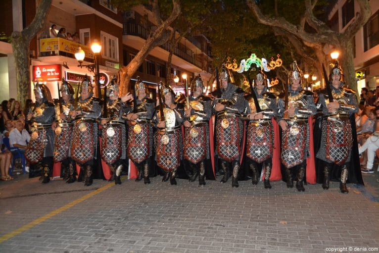Capitanía Cristiana Cavallers - Escuadra de hombres apuestos