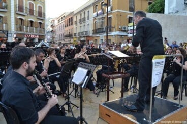 Concierto Agrupació Artística Musical Dénia Moros y Cristianos 2016 – Dirige Ramón garcía Soler