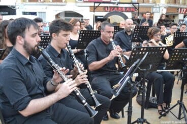 Concierto Agrupació Artística Musical Dénia Moros y Cristianos 2016 – Clarinetes