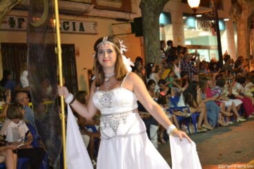 Capitanía mora Filà Walies – Séquito de la abanderada