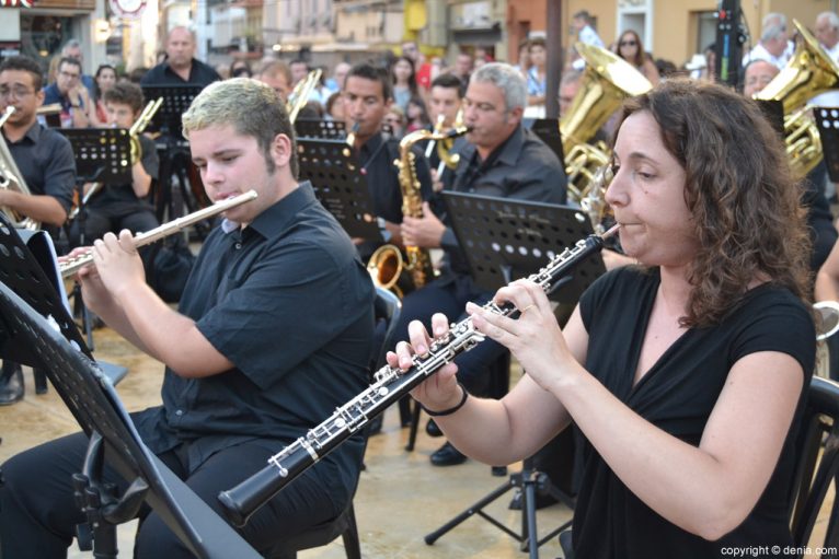 Concierto Agrupació Artística Musical Dénia Moros y Cristianos 2016 - Flauta y clarinete