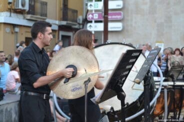 Concierto Agrupació Artística Musical Dénia Moros y Cristianos 2016 – Percusión