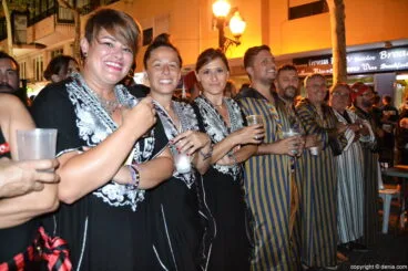 Cena de acampada Moros y Cristianos Dénia 2016 – Escuadra Alkamar y Amiries