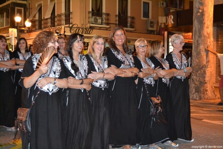 27 Recepción capitanía mora 2016 - Filà Alkamar