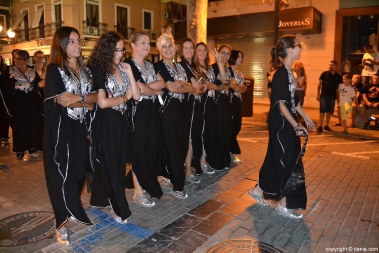 30 Recepción capitanía mora 2016 - Filà Alkamar