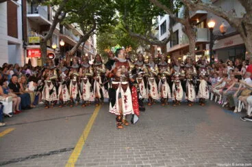 Desfile de Gala Moros y Cristianos Dénia 2016 – Filà Deniers