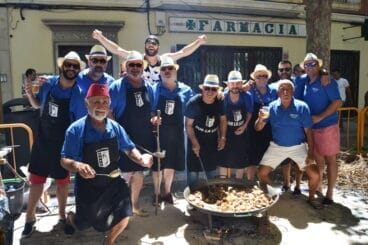 Concurso paellas Sant Roc 2016 Dénia – Paella filà Amiries